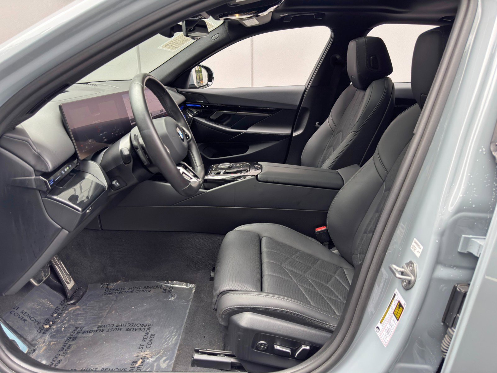 Used 2024 BMW 530i w/ M Sport Package RWD image 17
