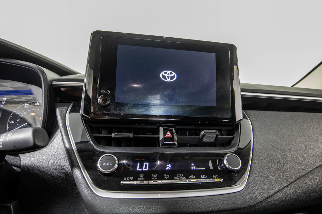 Used 2024 Toyota Corolla LE FWD image 24
