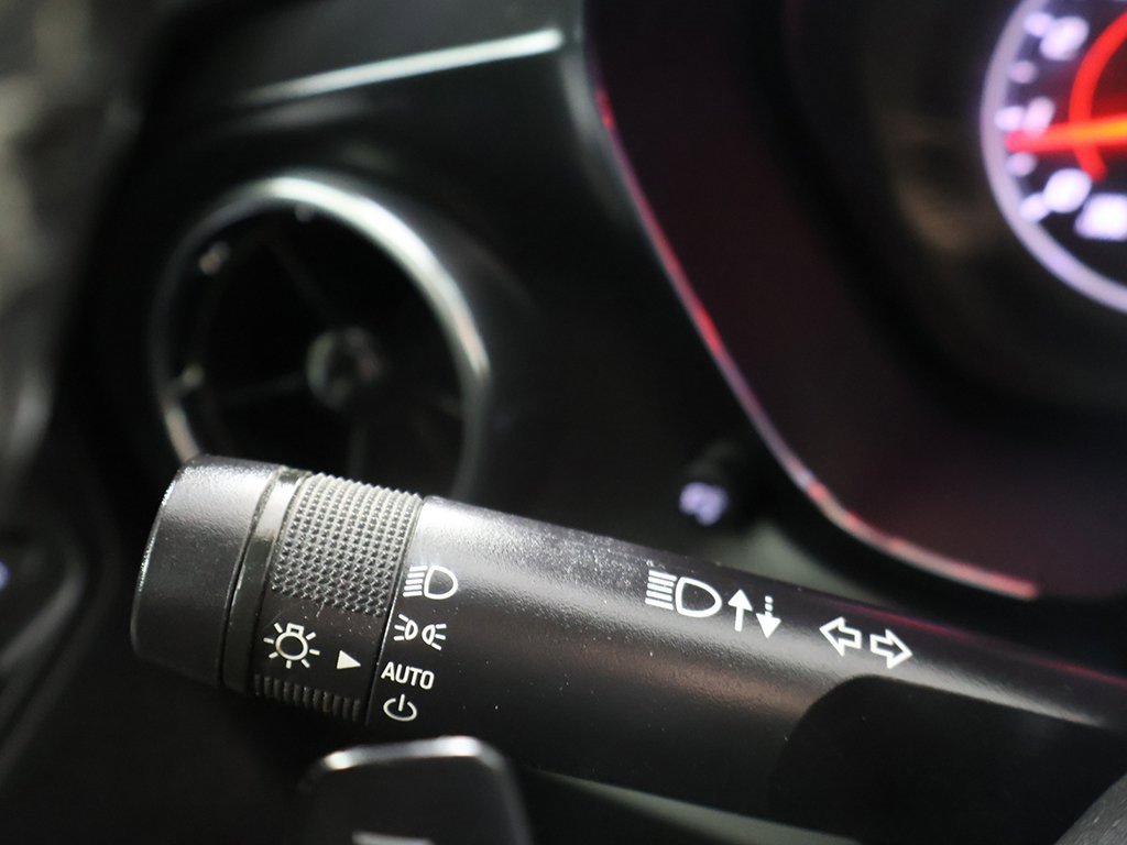 Used 2020 Chevrolet Camaro LT image 41