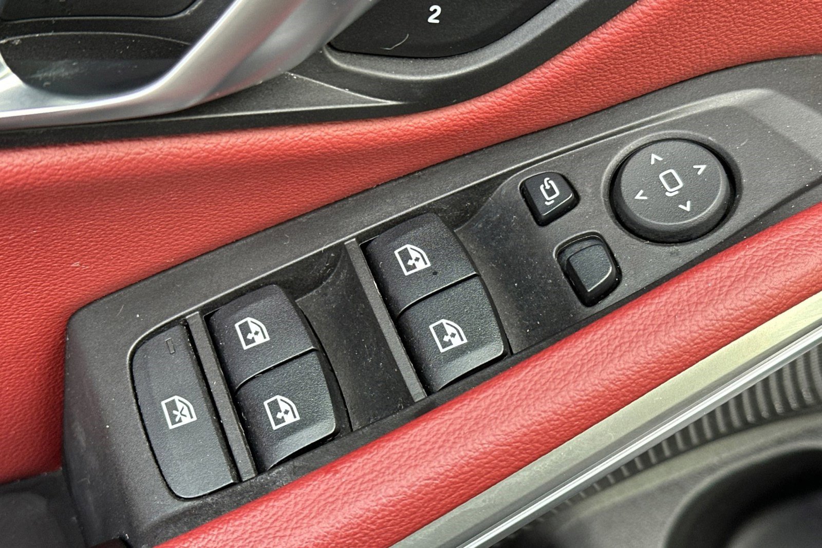 Used 2023 BMW 330e w/ Convenience Package image 15