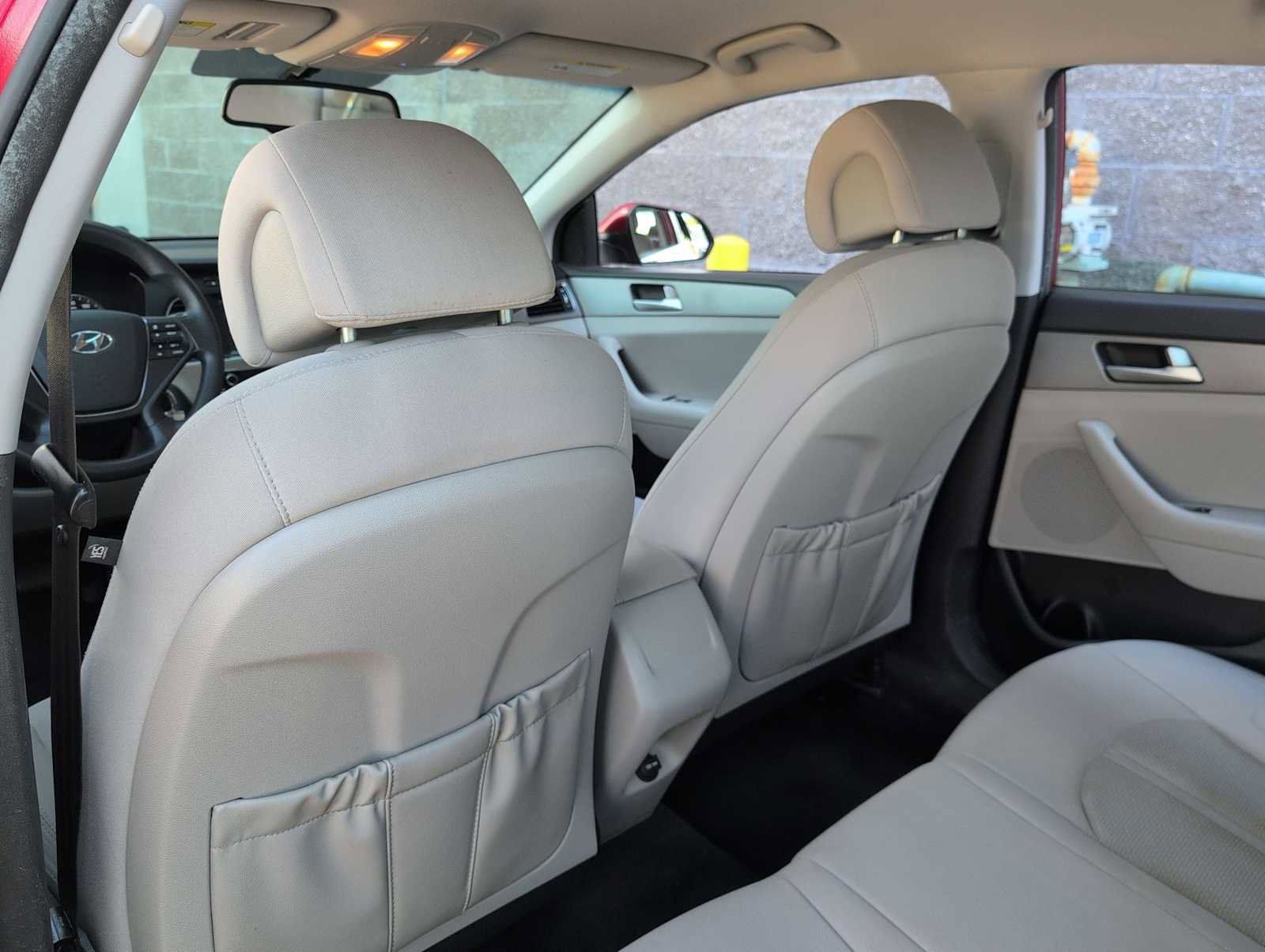Used 2016 Hyundai Sonata SE FWD image 17