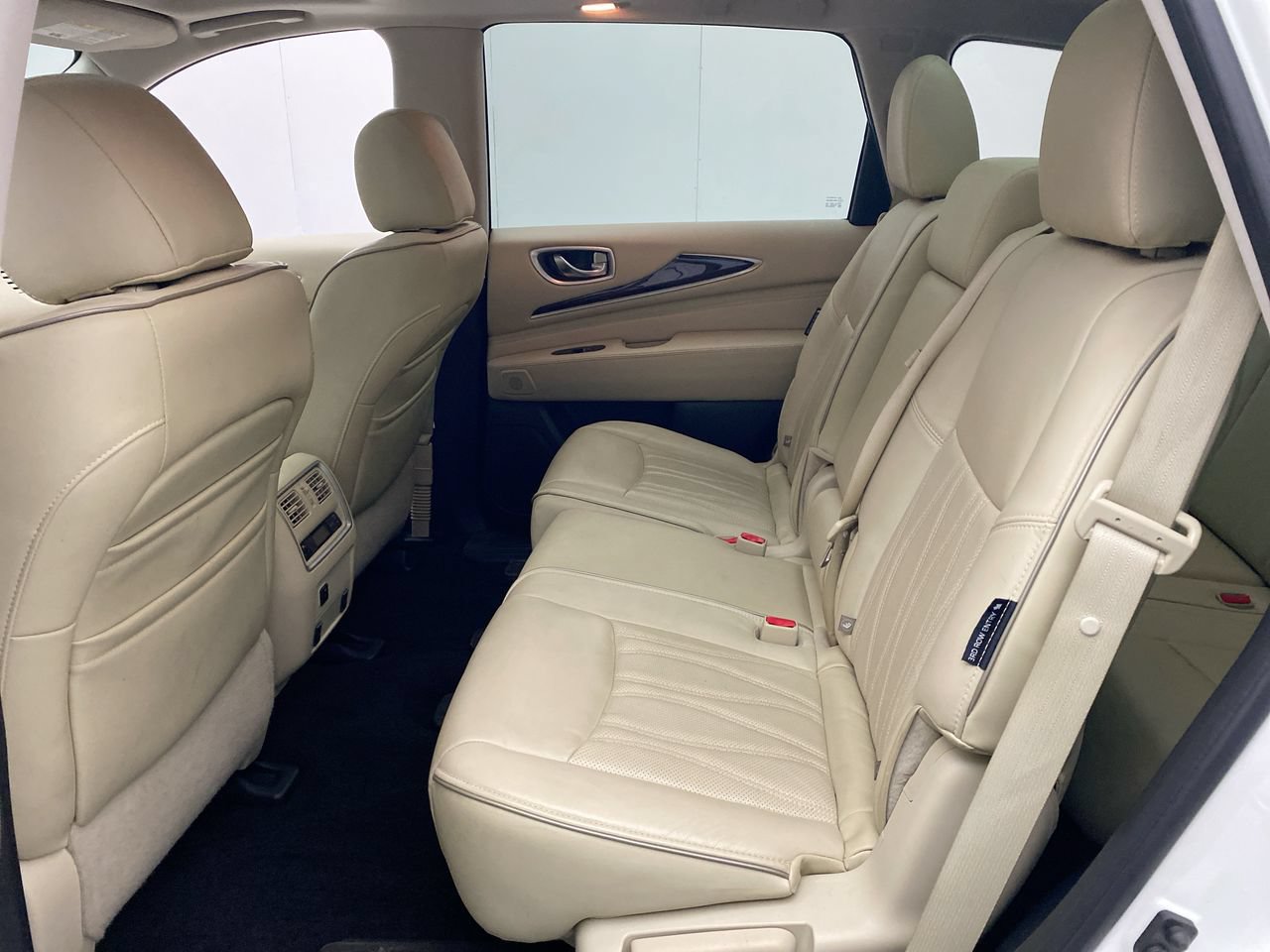 Used 2018 INFINITI QX60 Luxe w/ Deluxe Technology Package AWD/4WD image 25