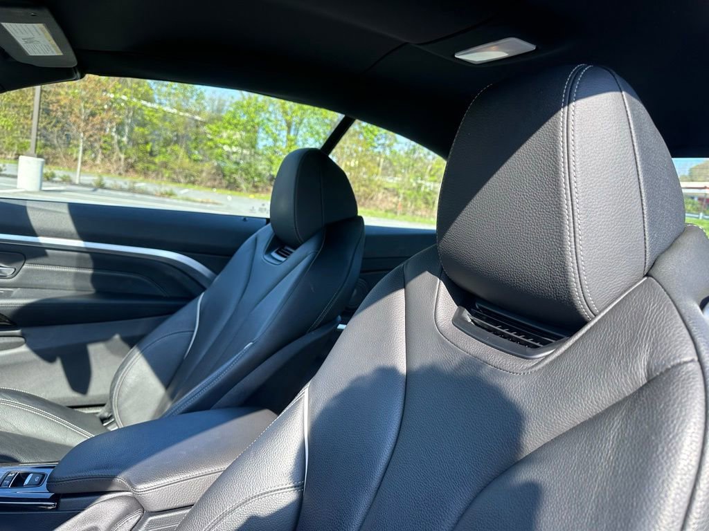 Used 2018 BMW 440i xDrive Convertible AWD/4WD image 12