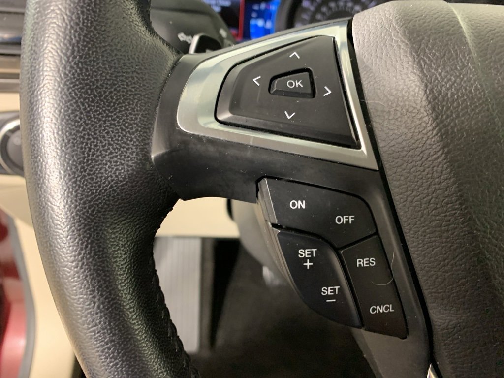 Used 2017 Ford Fusion SE w/ Fusion SE Technology Package image 20