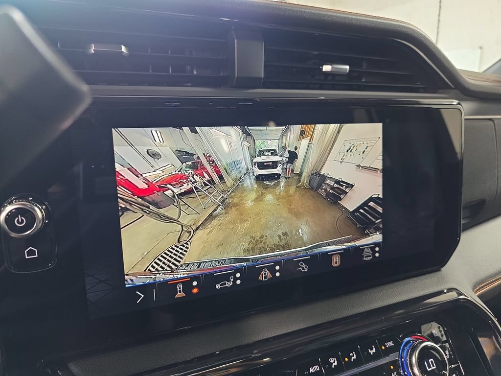 New 2026 GMC Sierra 3500 AT4 w/ Technology Package AWD/4WD image 22
