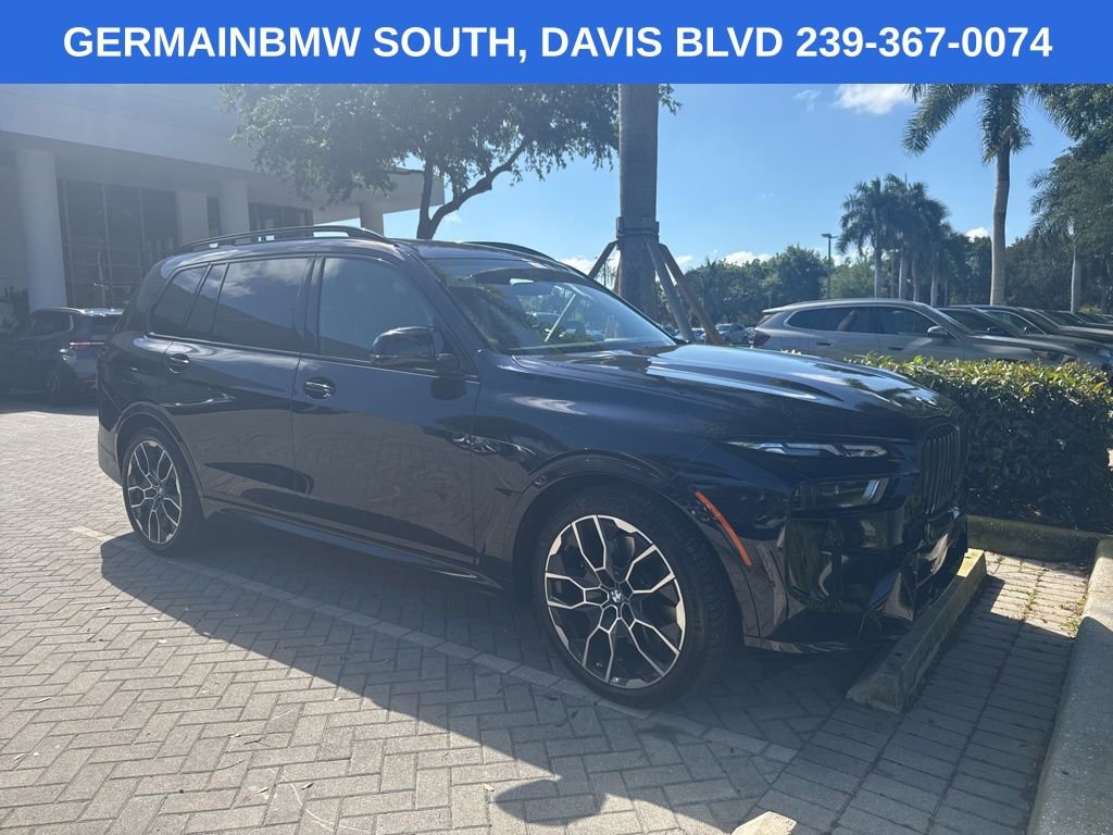 Used 2025 BMW X7 M60i AWD/4WD image 13