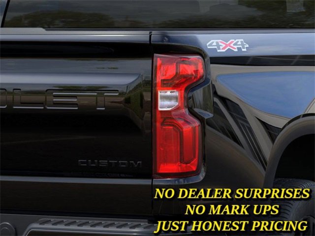 New 2026 Chevrolet Silverado 1500 Custom w/ LPO, Dark Essentials Package image 11