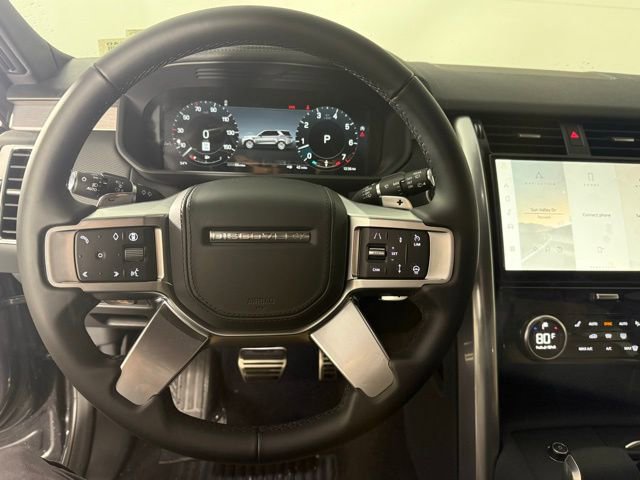 New 2026 Land Rover Discovery Limited Edition image 19