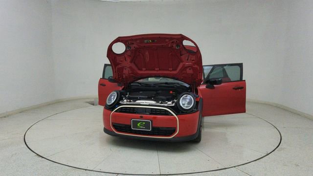 Used 2025 MINI Cooper 4-Door Hardtop image 70