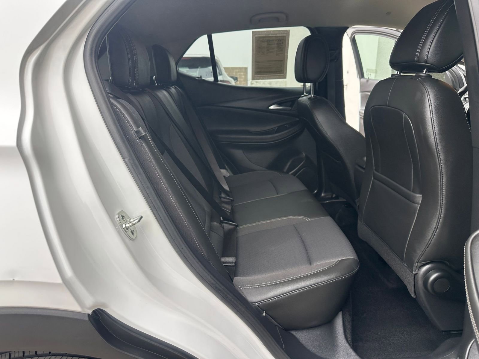 Used 2025 Buick Encore GX Preferred image 25