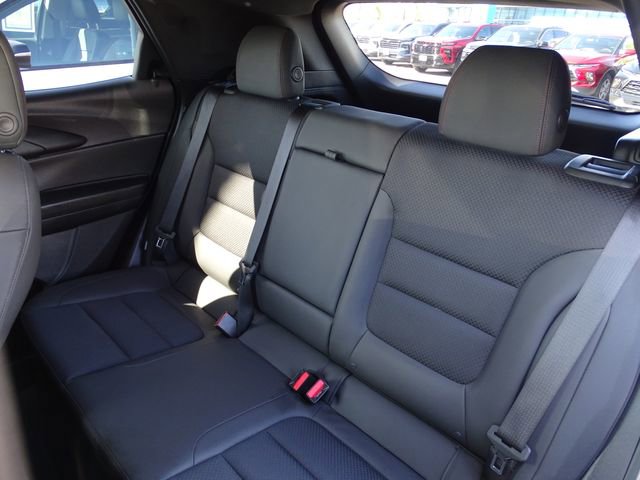 Used 2023 Chevrolet TrailBlazer RS w/ Convenience Package FWD image 9