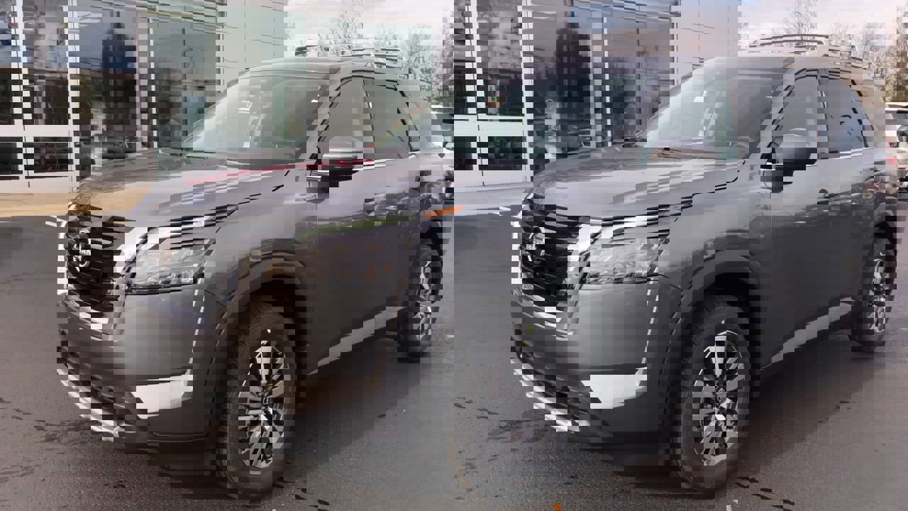 New 2025 Nissan Pathfinder SL image 4