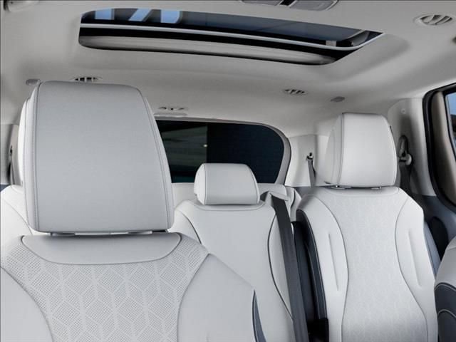 New 2026 Kia Carnival SX FWD image 27