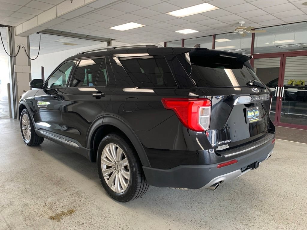 Used 2023 Ford Explorer Limited w/ Limited Technology Package RWD image 5