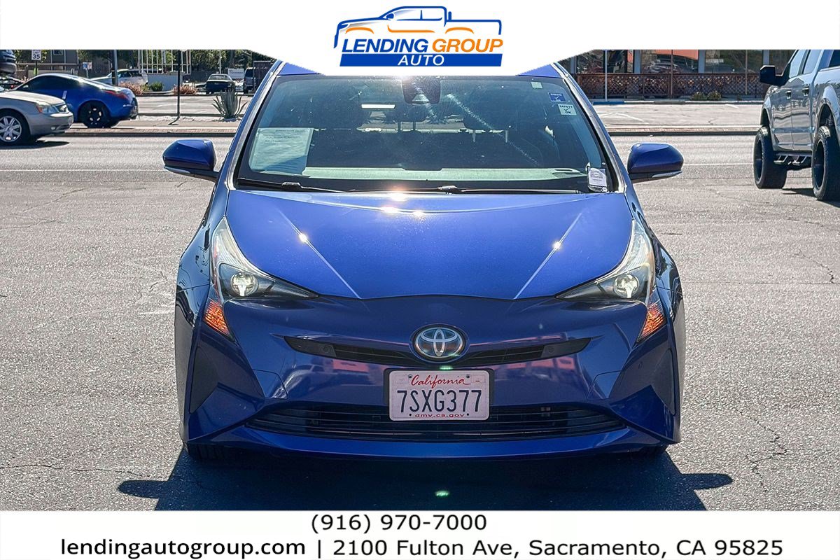 Used 2017 Toyota Prius Two w/ Prius Two Safety Plus Package FWD image 6
