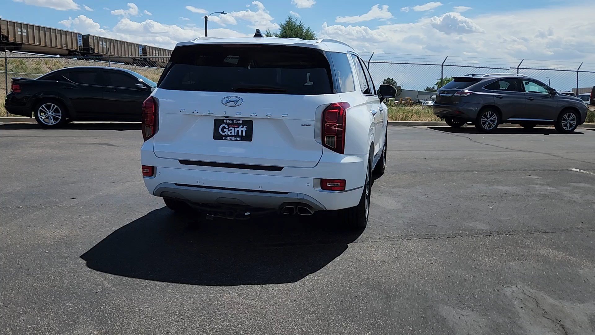 Used 2021 Hyundai Palisade Limited AWD/4WD image 3