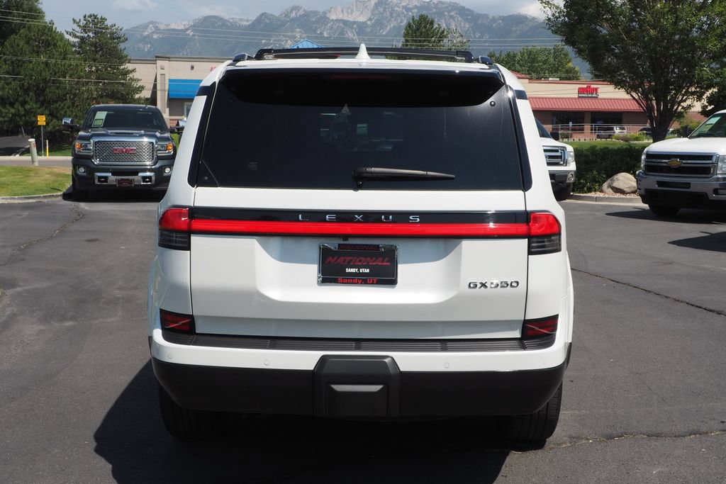 Used 2024 Lexus GX 550 w/ Cold Area Package AWD/4WD image 6