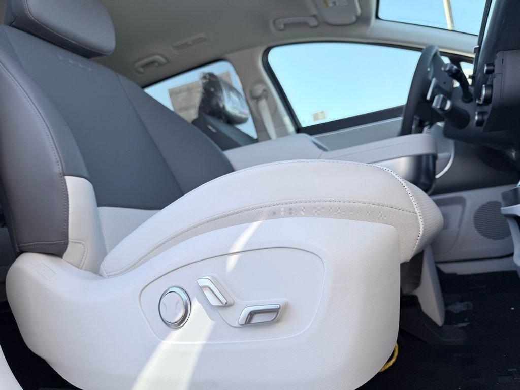 New 2026 Hyundai Ioniq 9 SEL image 22