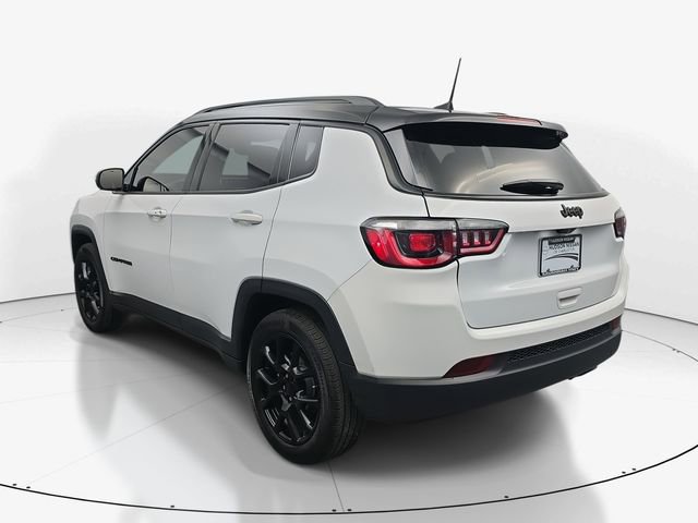 Used 2022 Jeep Compass Altitude w/ Convenience Group image 7