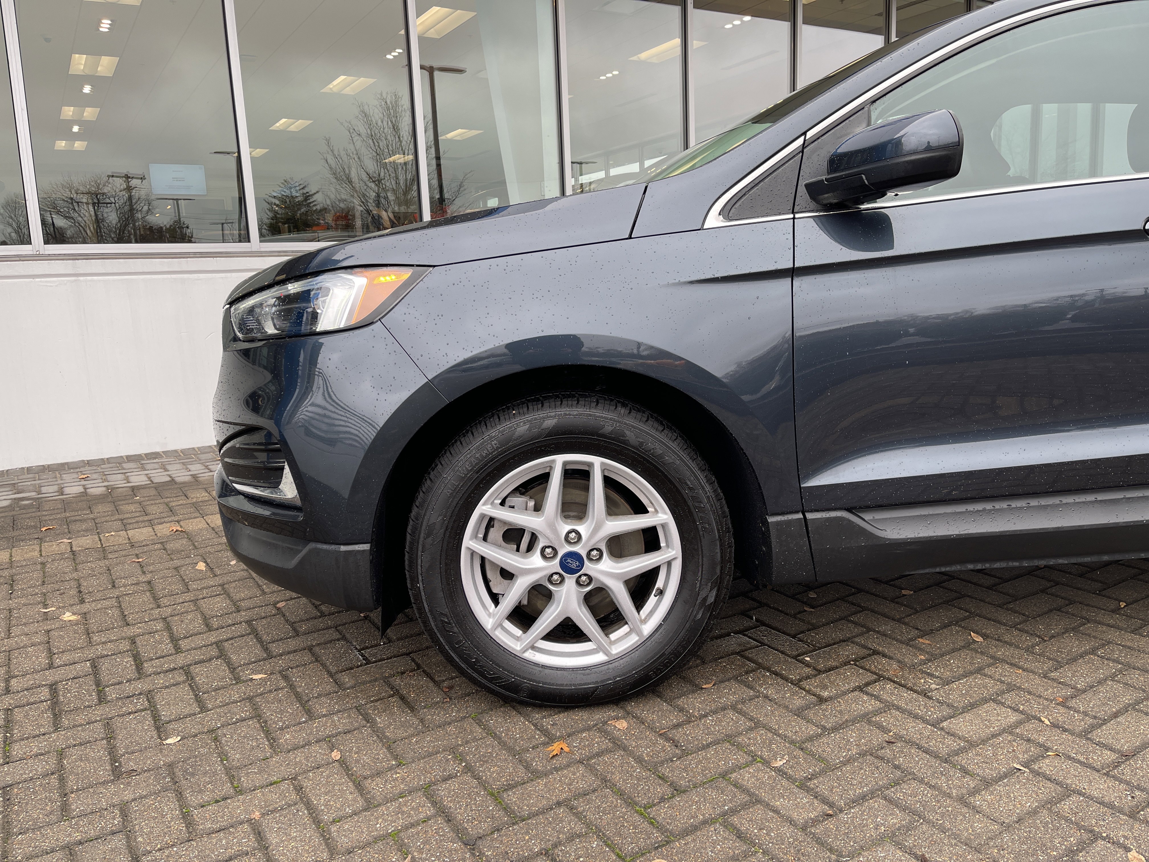 Used 2022 Ford Edge SEL image 10