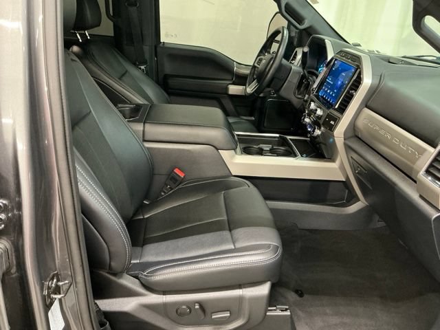 Used 2022 Ford F250 Lariat w/ Lariat Ultimate Package AWD/4WD image 22