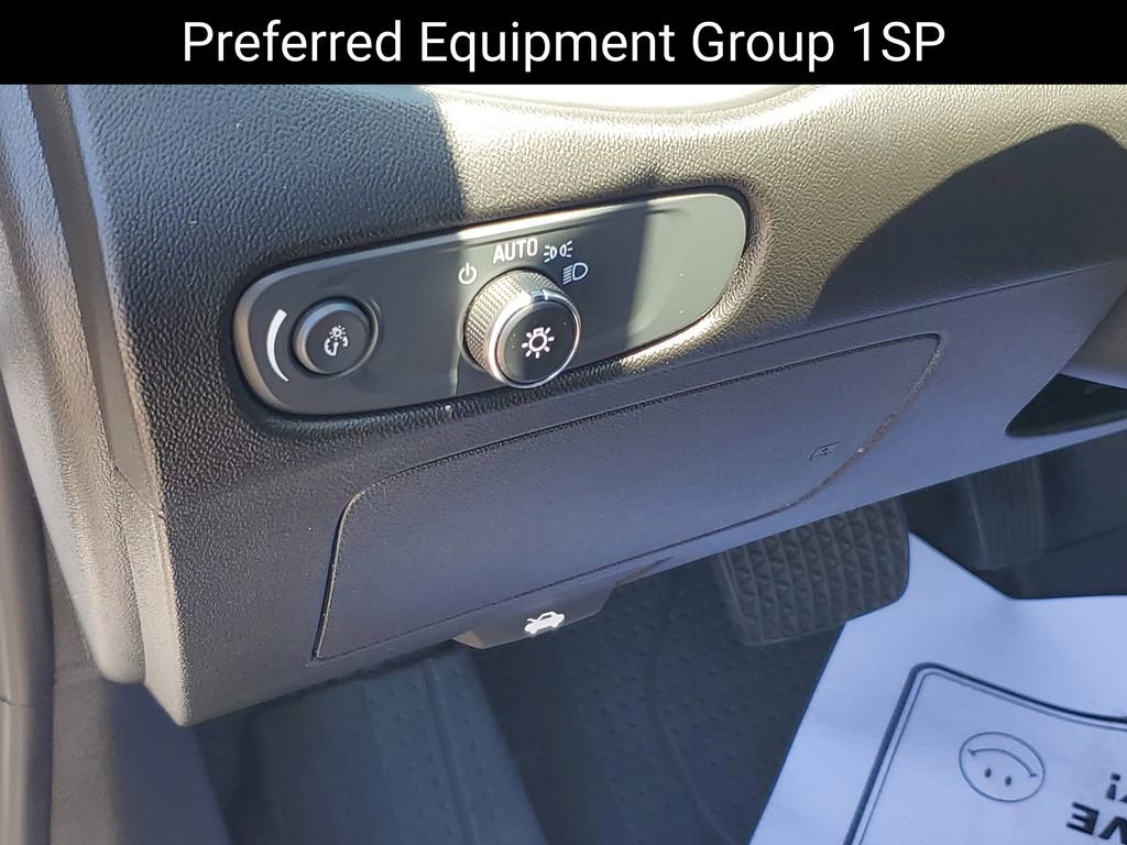 Used 2024 Chevrolet Malibu RS w/ LPO, Floor Liner Package FWD image 9