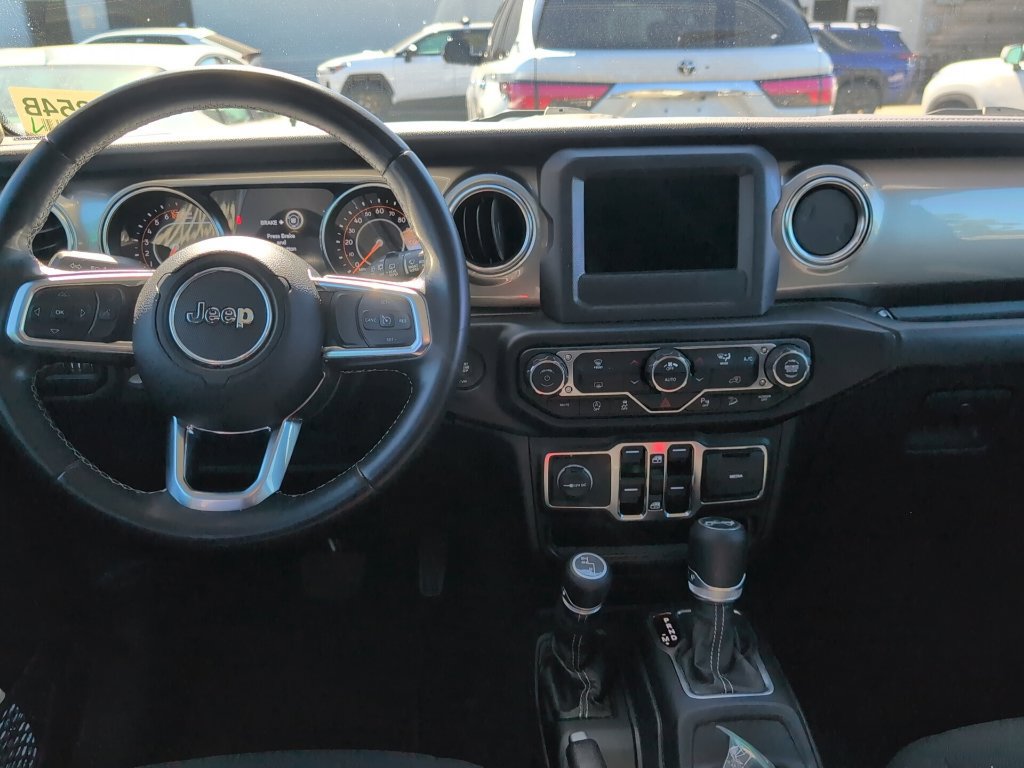 Used 2020 Jeep Wrangler Unlimited Sahara w/ LED Lighting Group AWD/4WD image 10