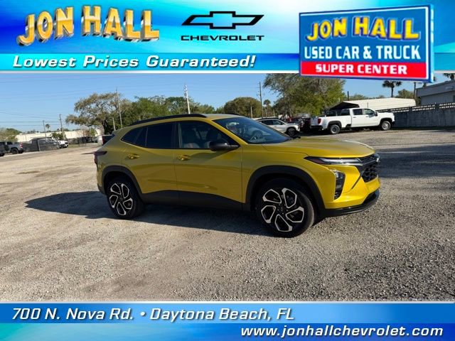 Used 2025 Chevrolet Trax RS w/ Driver Confidence Package image 13