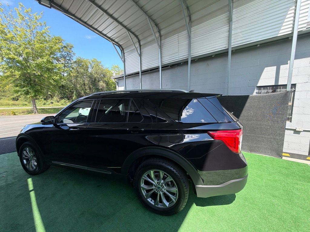 Used 2021 Ford Explorer Limited AWD/4WD image 11