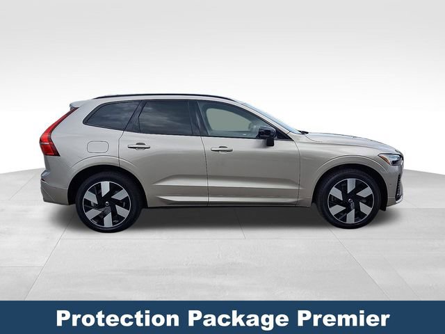 Used 2023 Volvo XC60 T8 Plus w/ Protection Package Premier AWD/4WD image 9