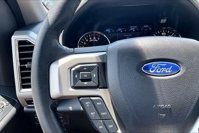 Used 2017 Ford F150 Lariat w/ Equipment Group 501A Mid AWD/4WD image 12