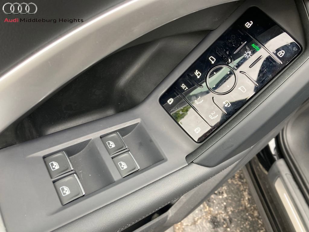 New 2025 Audi Q5 Premium Plus image 13