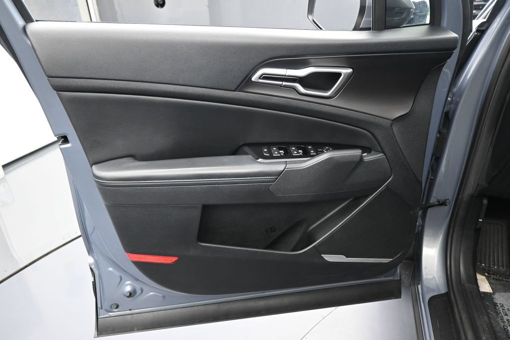 Used 2023 Kia Sportage EX FWD image 13