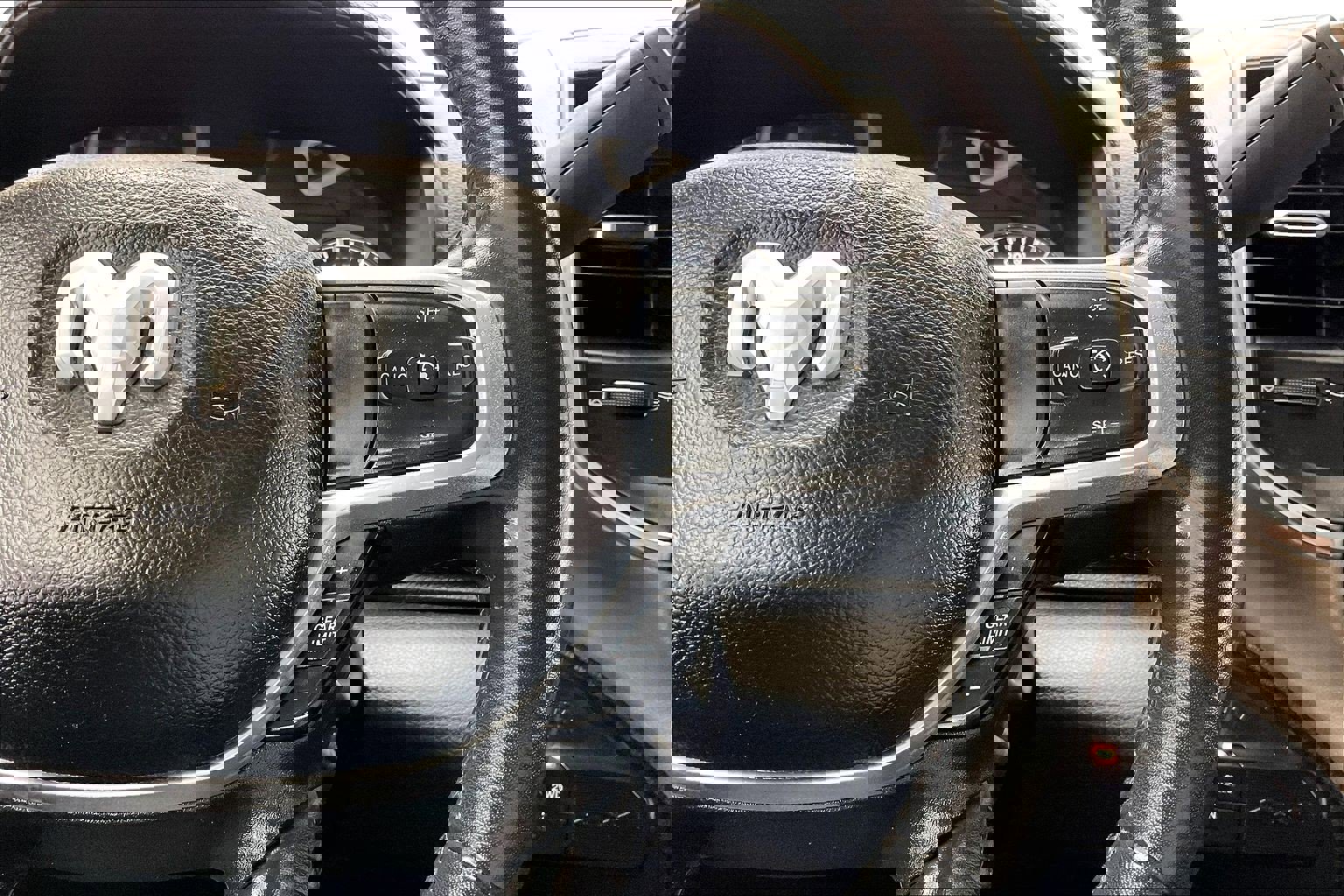 Used 2024 RAM 2500 Laramie image 21