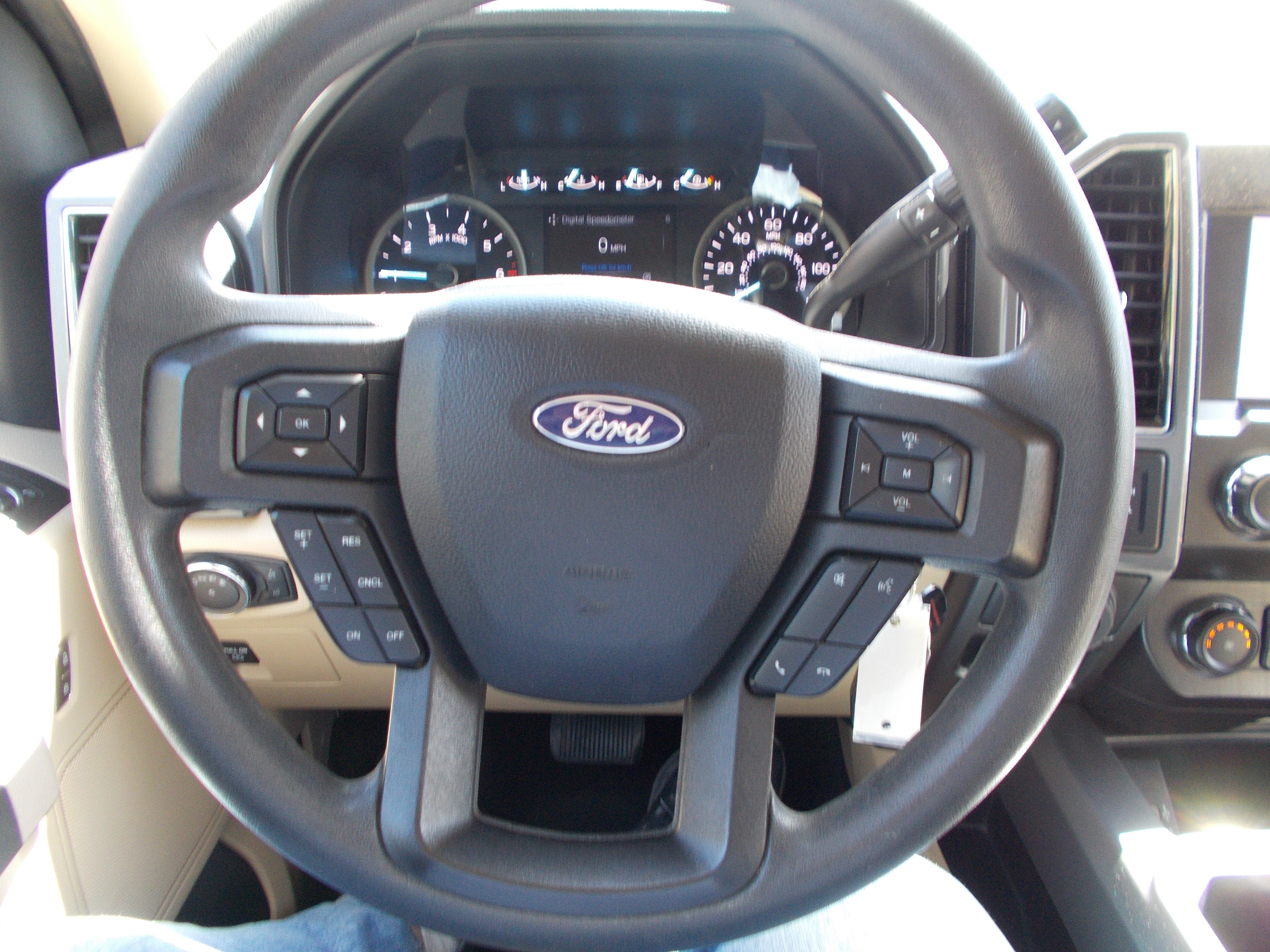 Used 2020 Ford F150 XLT w/ Trailer Tow Package AWD/4WD image 12