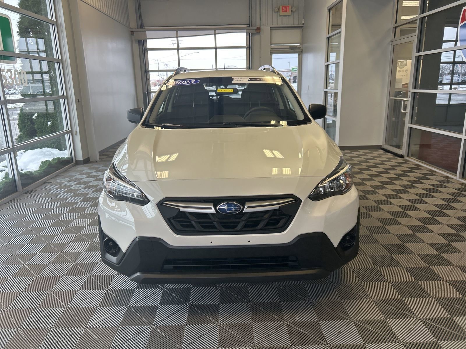 Used 2023 Subaru Crosstrek 2.0i image 2