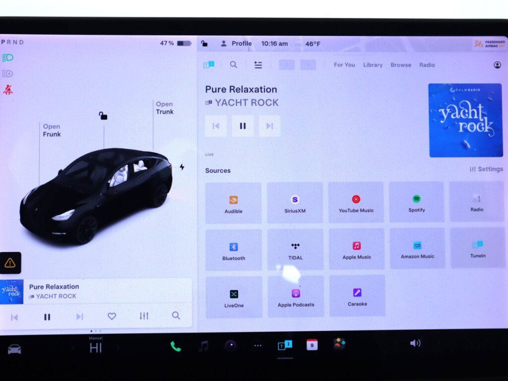 Used 2020 Tesla Model Y Long Range image 16