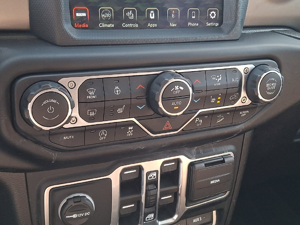 Used 2021 Jeep Wrangler Unlimited Rubicon AWD/4WD image 17