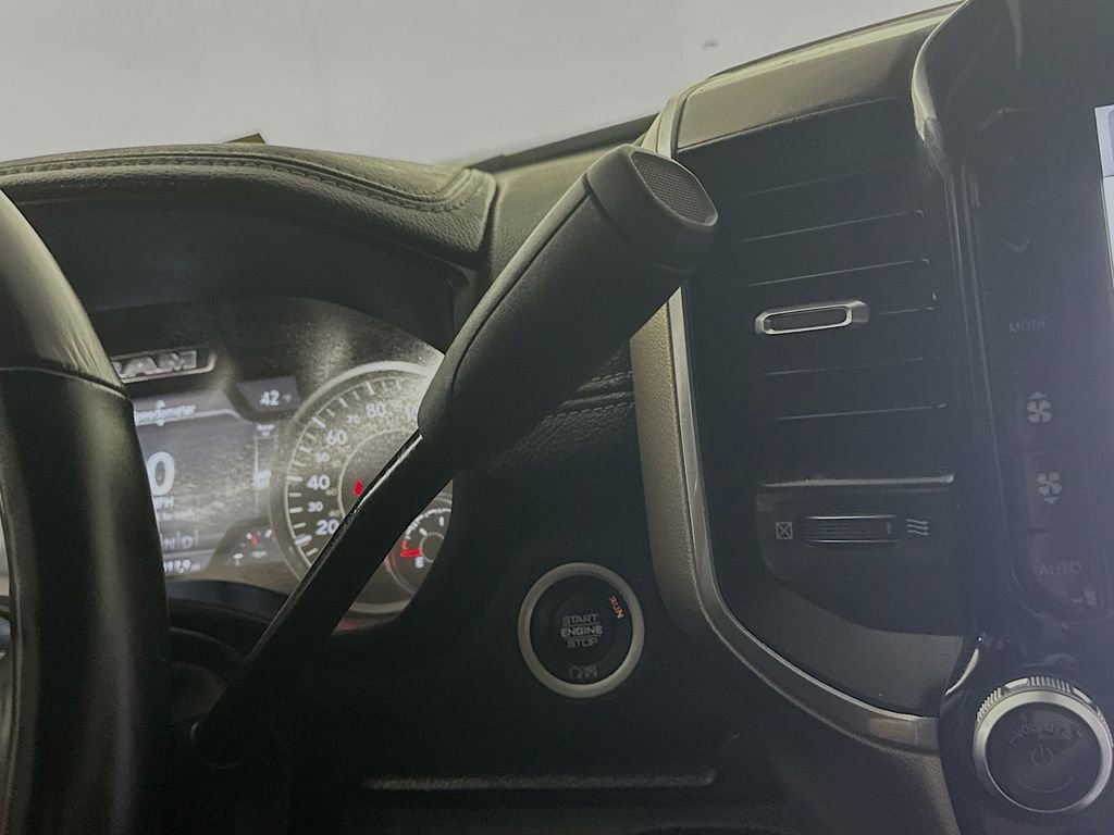 Used 2024 RAM 2500 Laramie image 16