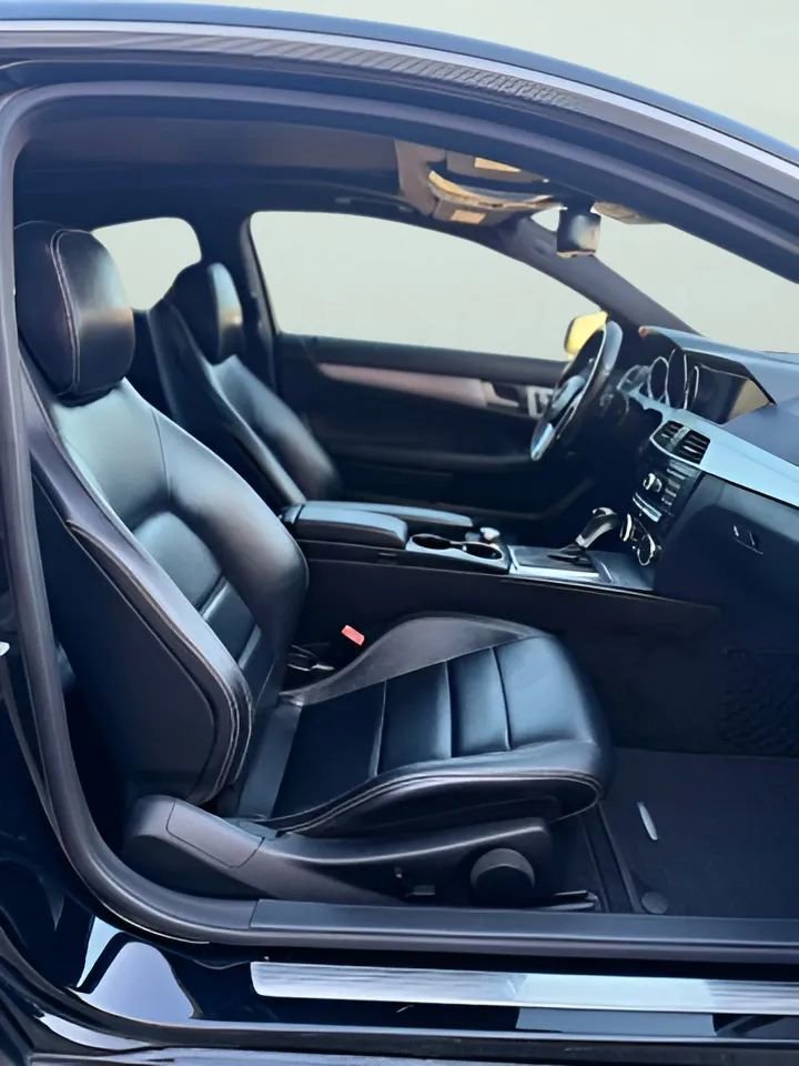 Used 2013 Mercedes-Benz C 250 Coupe image 21