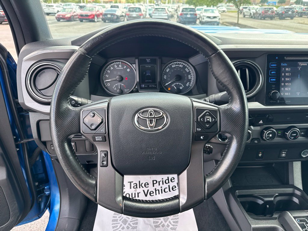 Used 2016 Toyota Tacoma TRD Sport w/ Towing Package AWD/4WD image 15