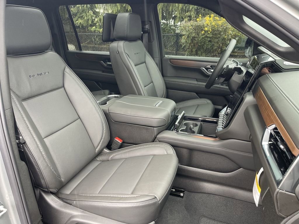 New 2026 GMC Yukon XL Denali image 29