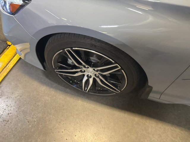 Used 2022 Honda Accord Touring image 6