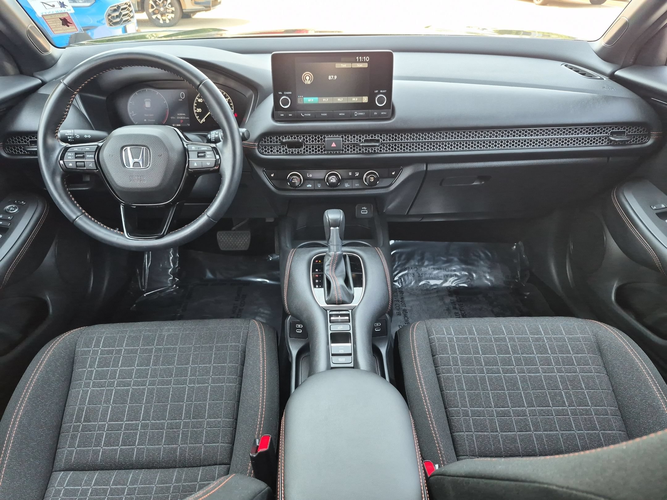 Certified 2025 Honda HR-V Sport image 25