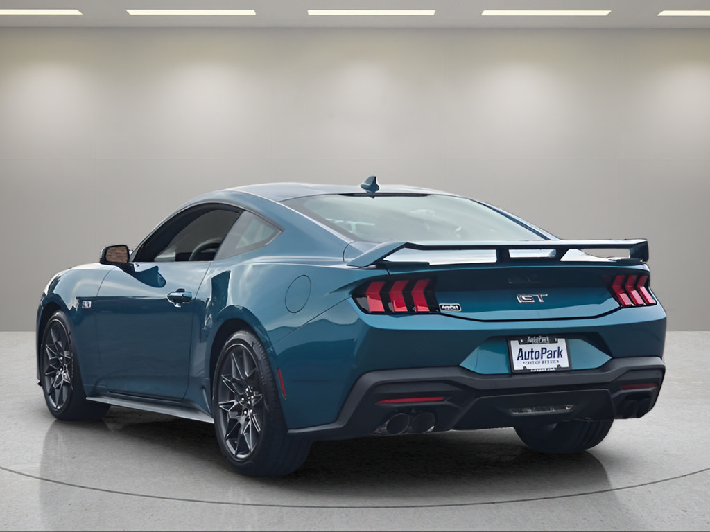 New 2026 Ford Mustang GT Premium w/ GT Performance Package RWD image 5
