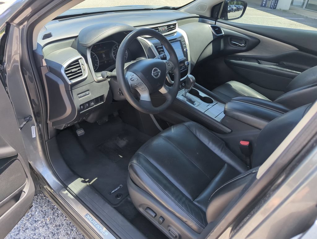 Used 2016 Nissan Murano Platinum w/ Platinum Technology Package FWD image 11