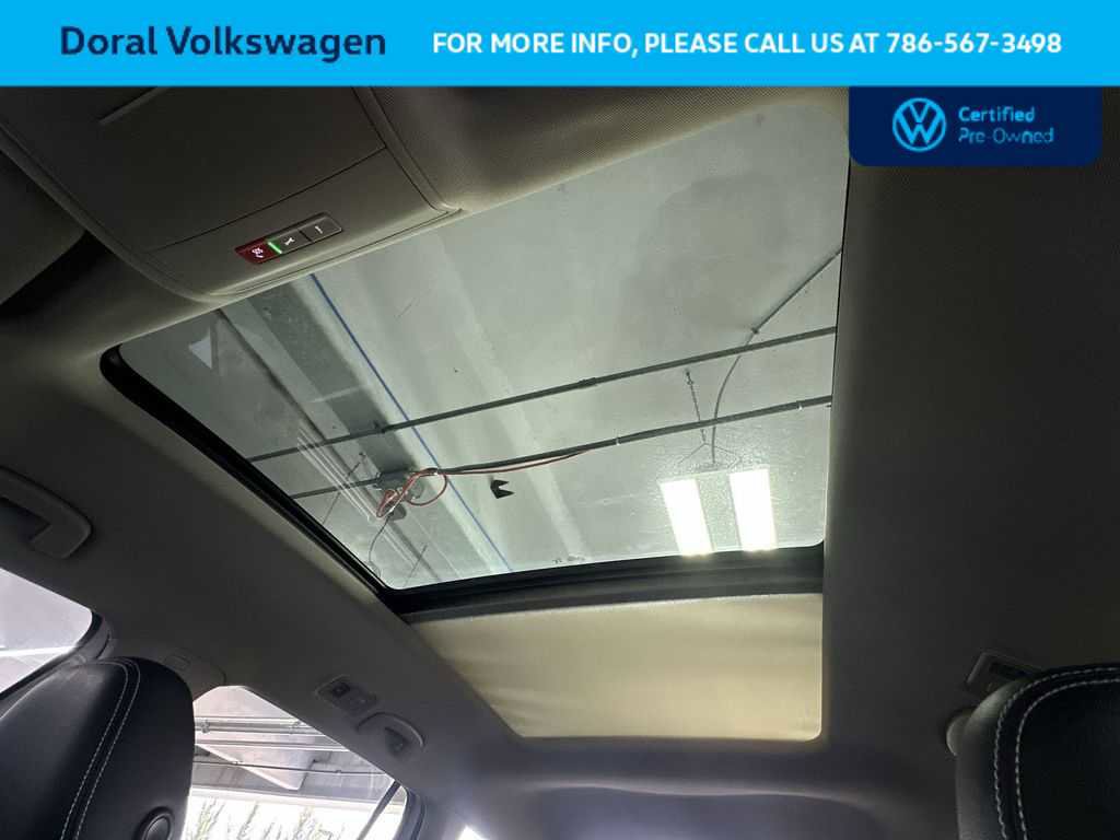 Certified 2023 Volkswagen Atlas SE w/ Panoramic Sunroof Package FWD image 17