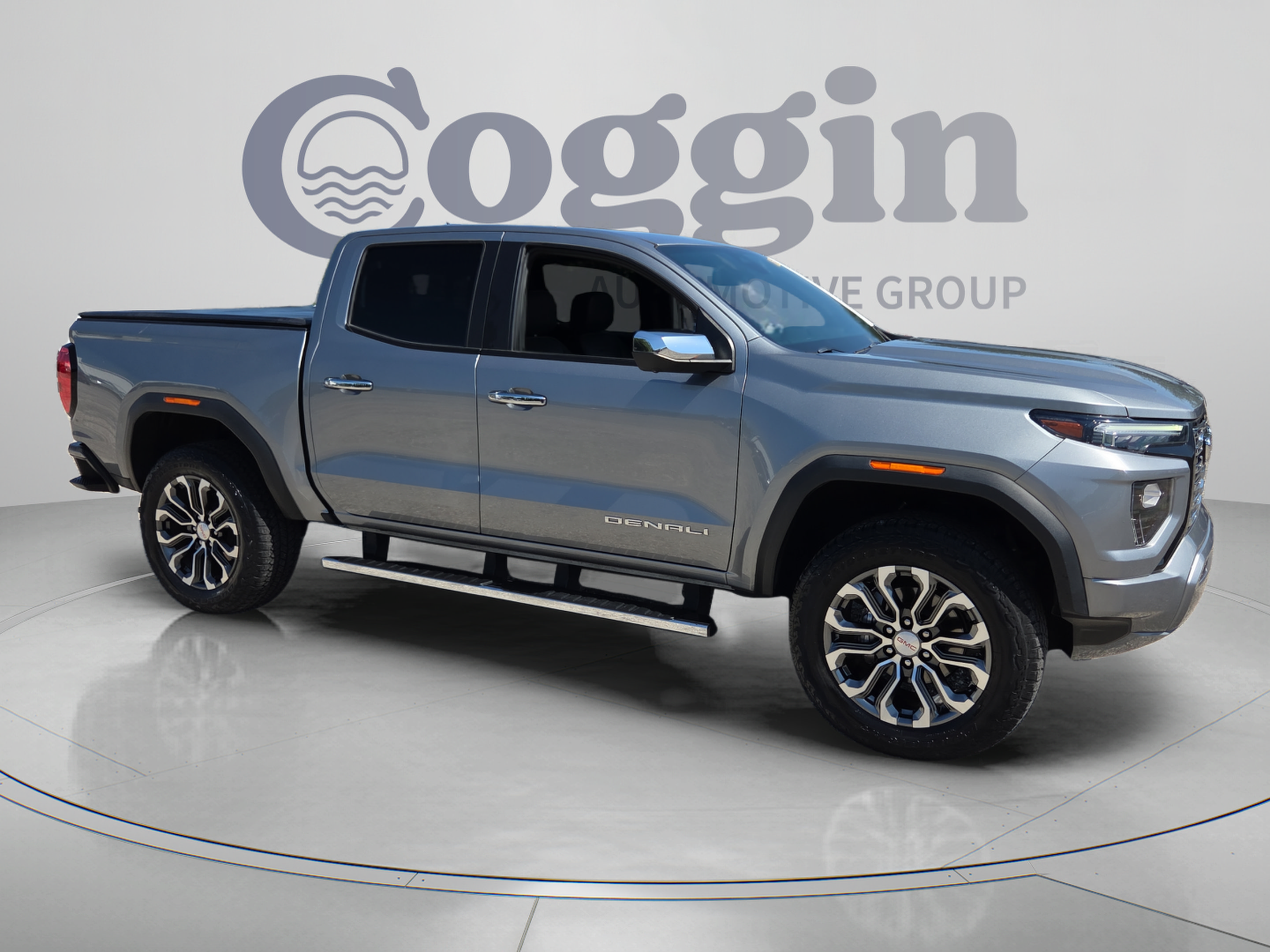 Used 2023 GMC Canyon Denali AWD/4WD image 7