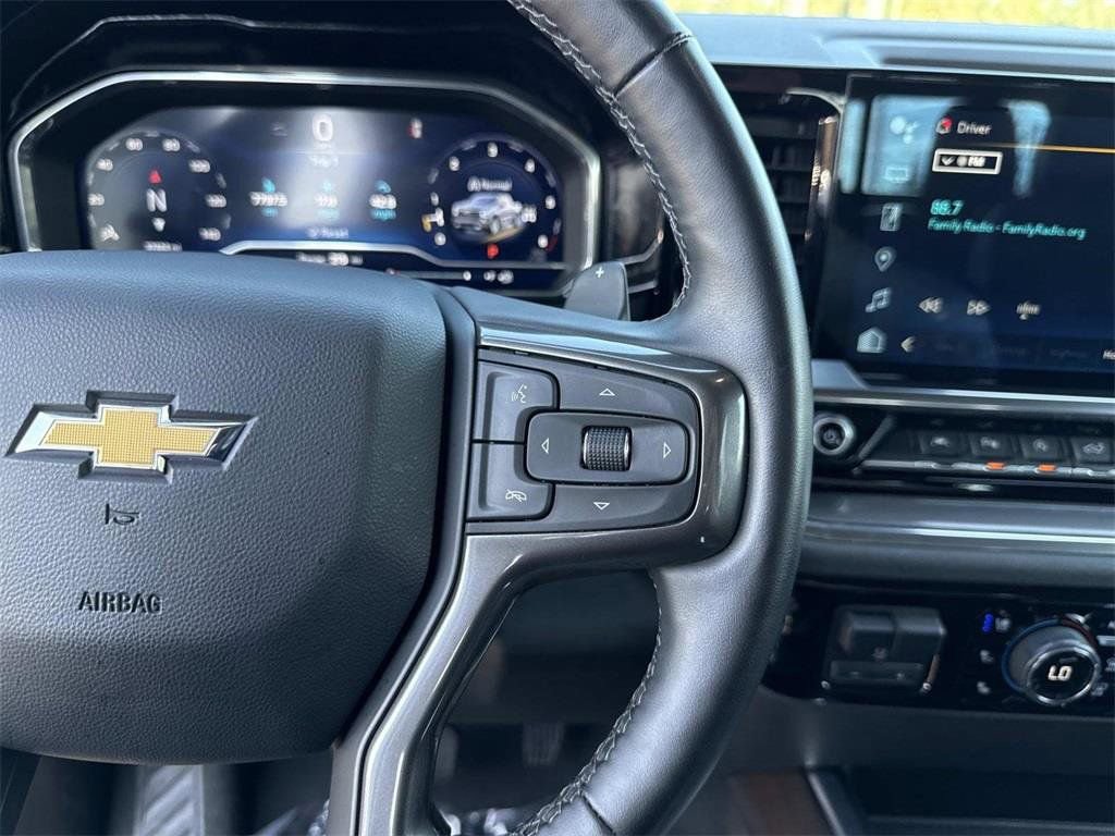 Used 2024 Chevrolet Silverado 1500 High Country w/ High Country Premium Package image 30
