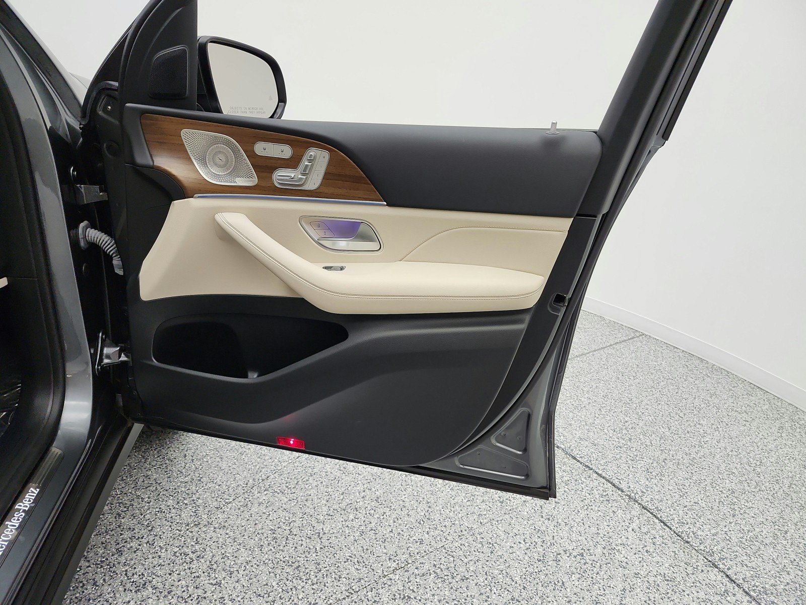 Certified 2024 Mercedes-Benz GLE 350 4MATIC image 21